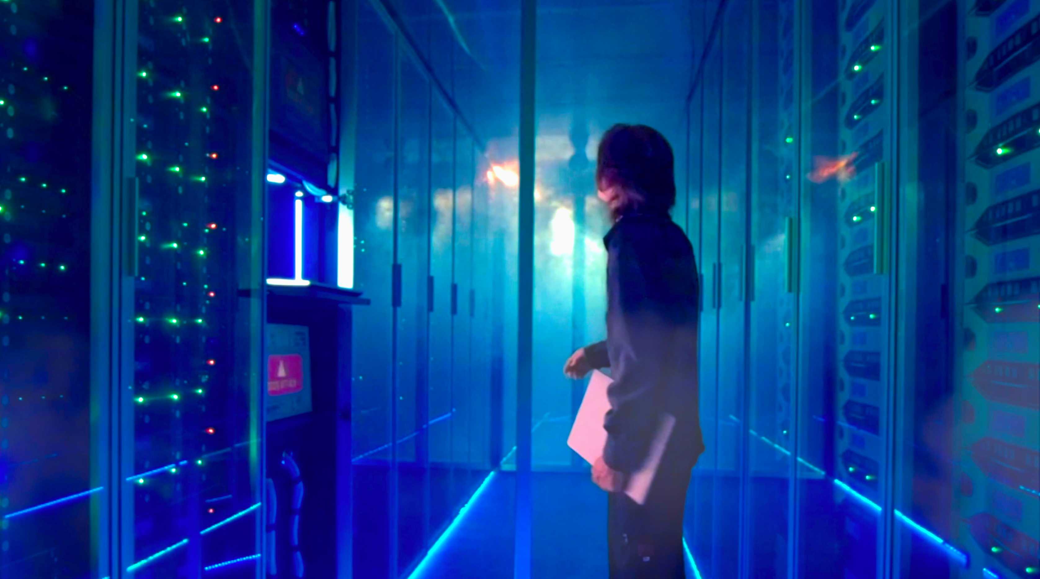Craigycraig watching the data center explosion and fire